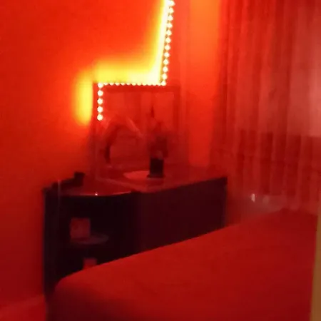 Huzurlu Oezel Hotel Izmir